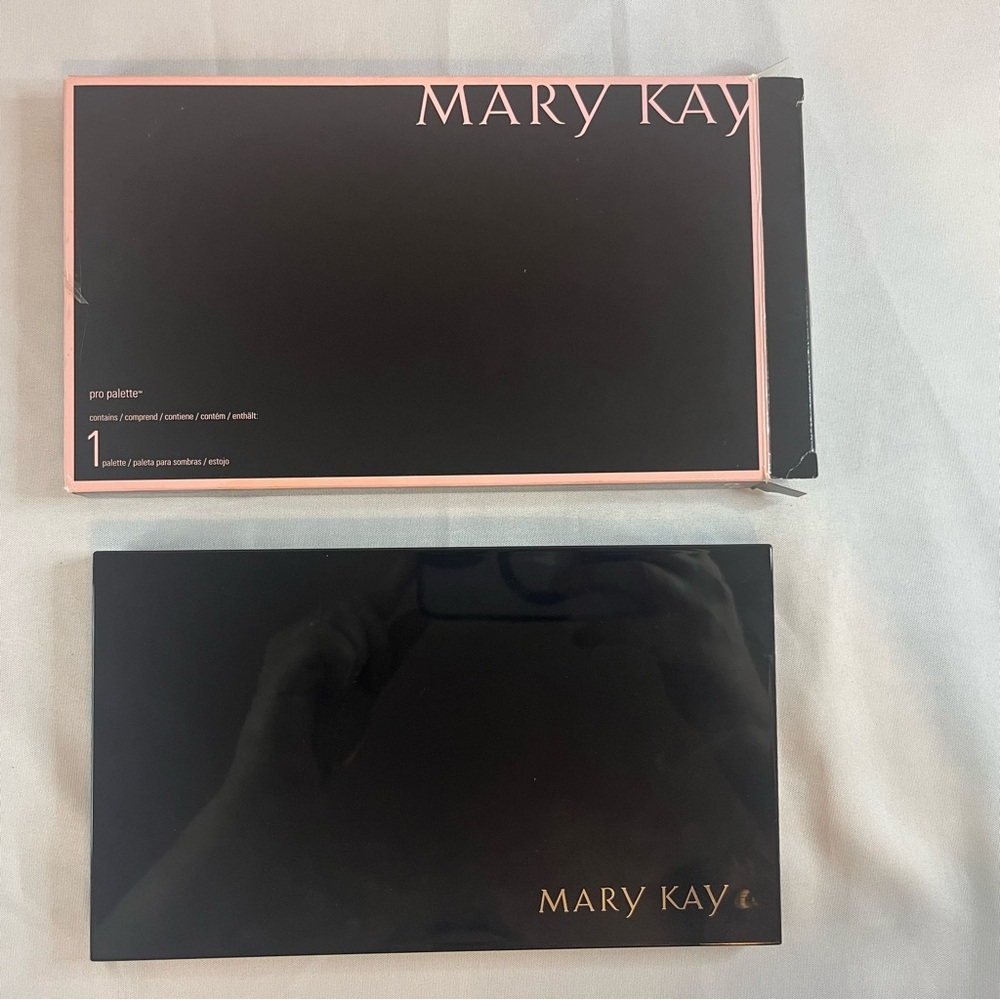 Mary Kay Black and Gold Makeup Palette
